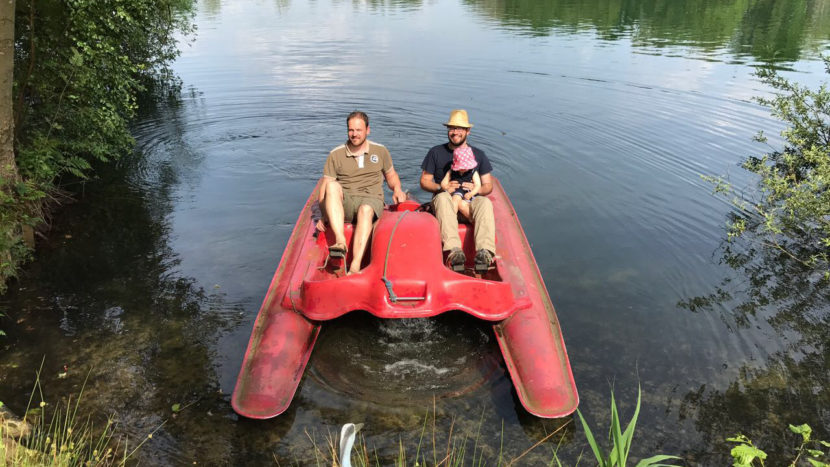Wieder unterwegs mit dem roten Boot